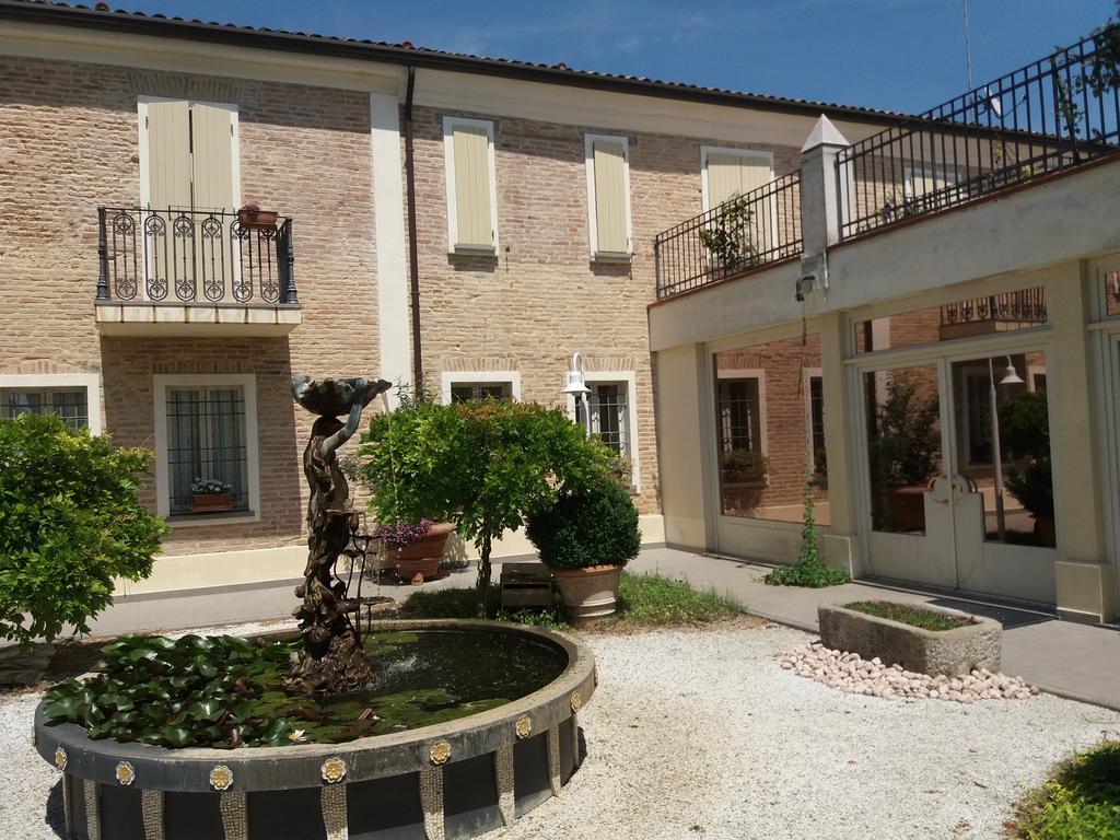 Relais Villa Roncuzzi Russi المظهر الخارجي الصورة