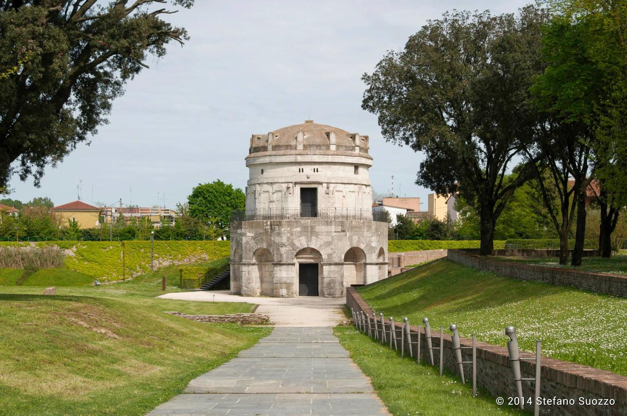 Relais Villa Roncuzzi Russi المظهر الخارجي الصورة
