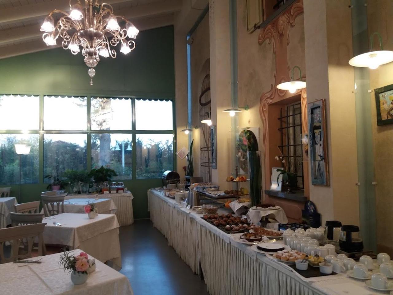 Relais Villa Roncuzzi Russi المظهر الخارجي الصورة